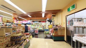 スーパー店内