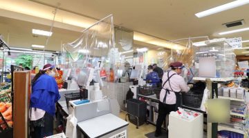 スーパー店内（レジ）