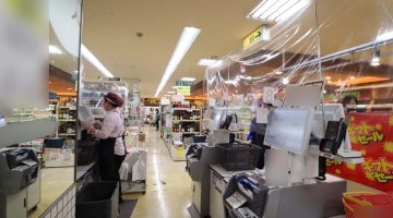 スーパー店内（レジ）